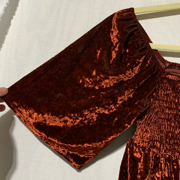 American Eagle Orange Crushed Velvet Cropped Babydoll Top - Picture 2 of 5